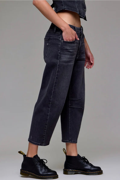 Hidden Jeans
• Style Name: Sammie