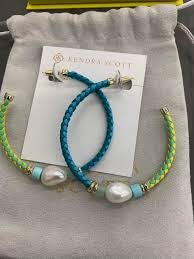 Kendra Scott Raven hoop earrings