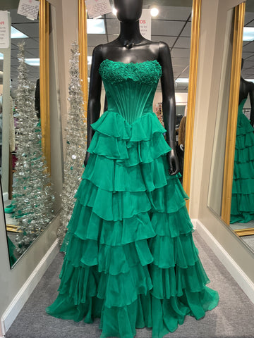 Emerald Ruffled Prom Dress