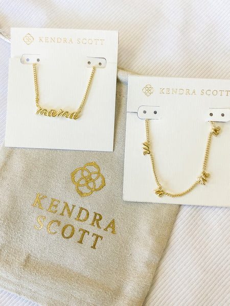 Mama Script Pendant Necklace in Gold