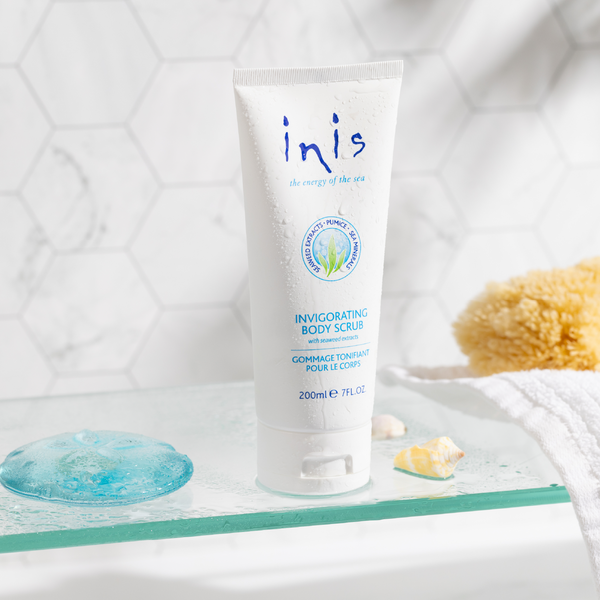 INIS THE ENERGY OF THE SEA
Invigorating Body Scrub 7 fl. oz.