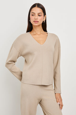 Warm & Comforting (The "Loungewear" Vibe)